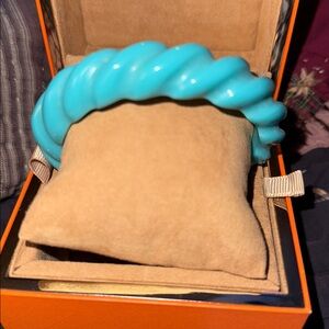 VTG turquoise blue bangle
